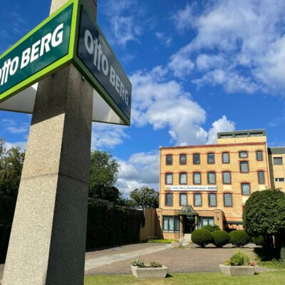 Außenansicht Otto Berg Bestattungen in Berlin-Reinickendorf